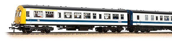 Bachmann 32-289 Class 101 2 Car DMU BR Refurbished White & Blue