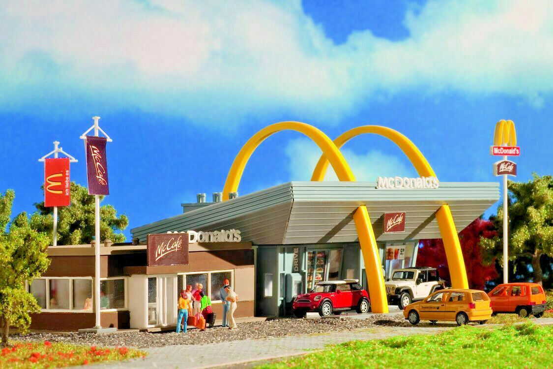 Vollmer McDonalds with McCafe 3635