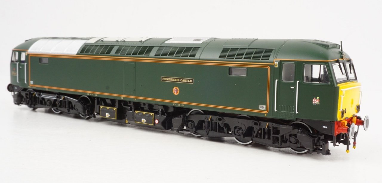 Heljan 5711 Class 57 604 Pendennis Castle GWR Pristine Lined Green