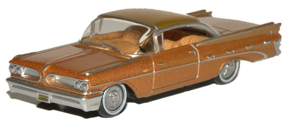 Oxford Diecast Pontiac Bonneville Coupe 1959 Canyon Copper 87PB59001