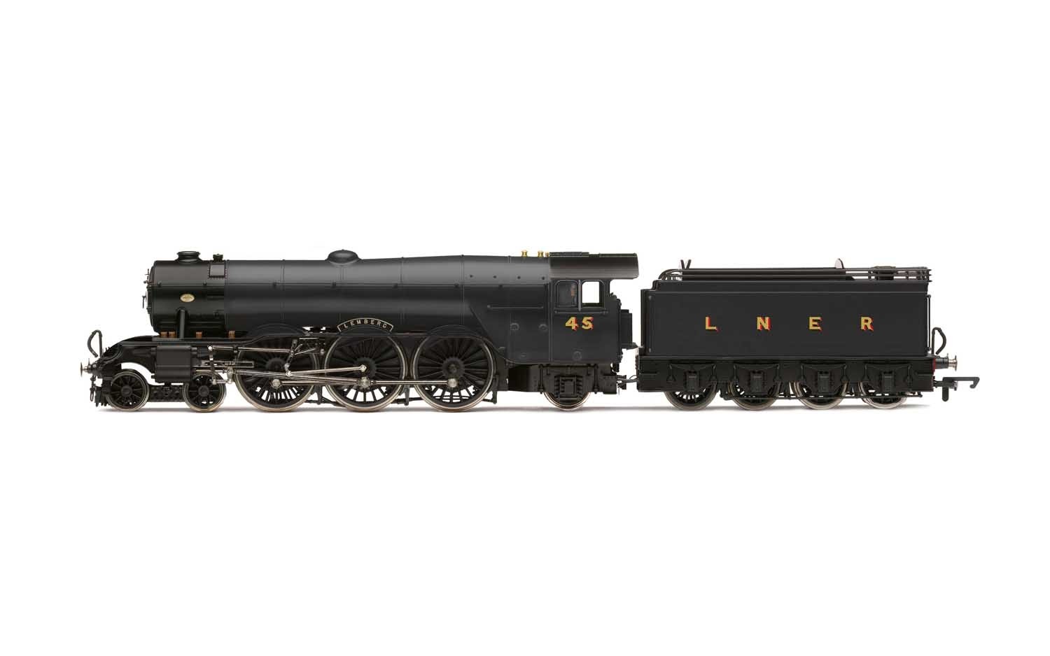 Hornby R30087 LNER A3 Class No. 45 Lemberg with Diecast Footplate and Flickering Firebox