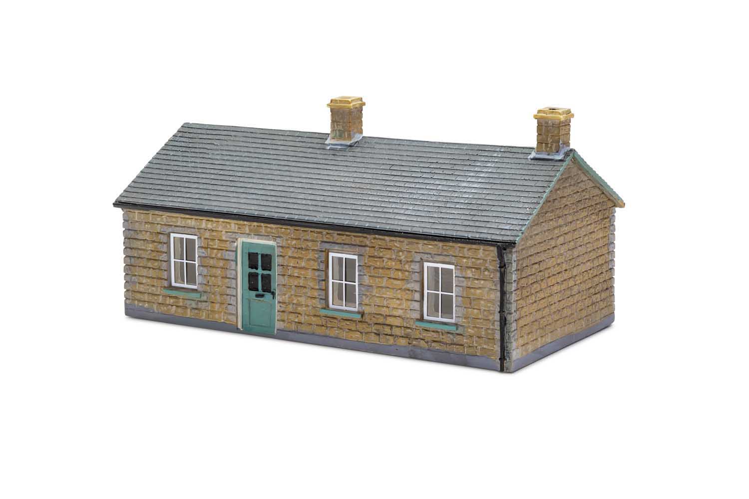 Hornby R7266 The Old Rectory